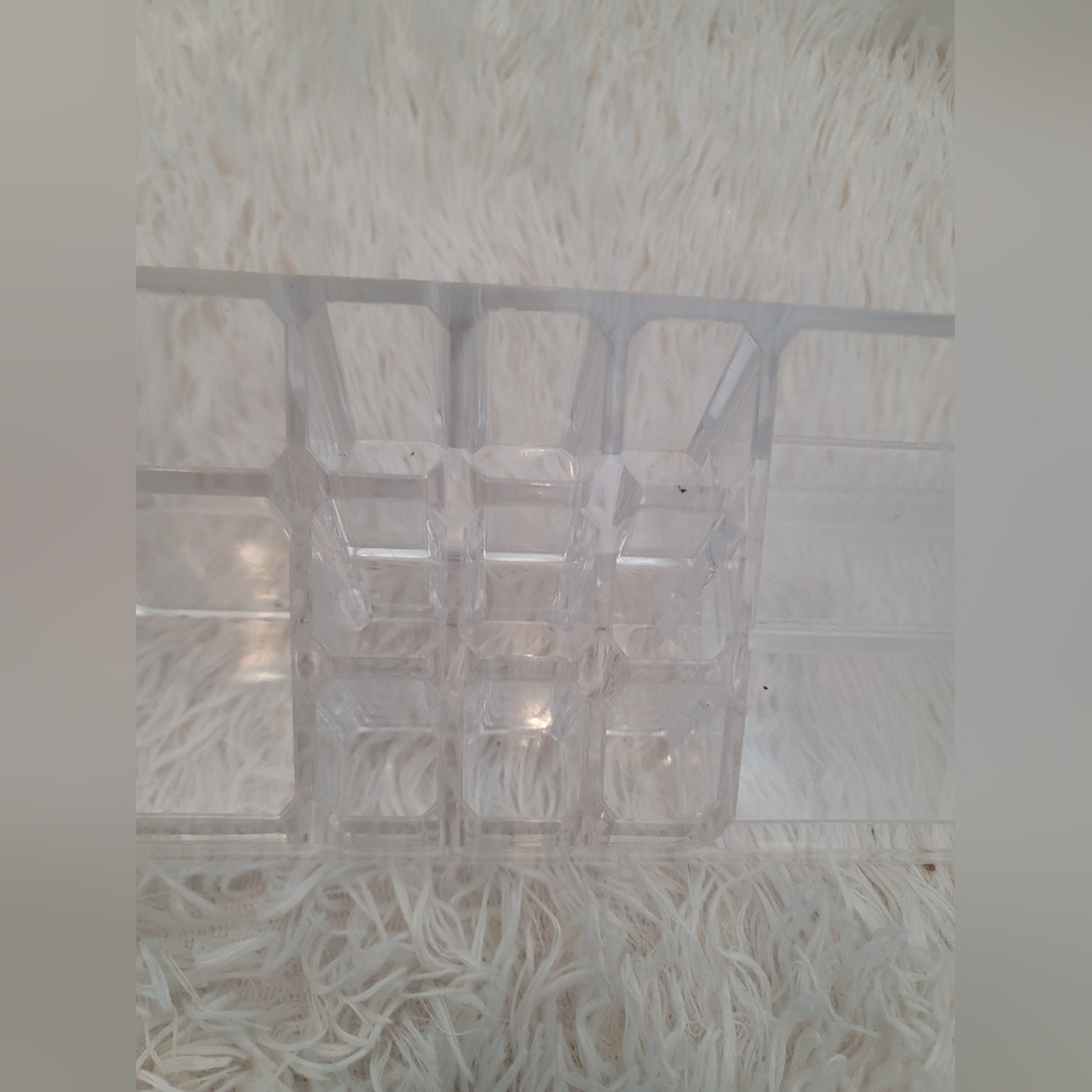 Acrylic Makeup Organizer - Picture 7 of 14